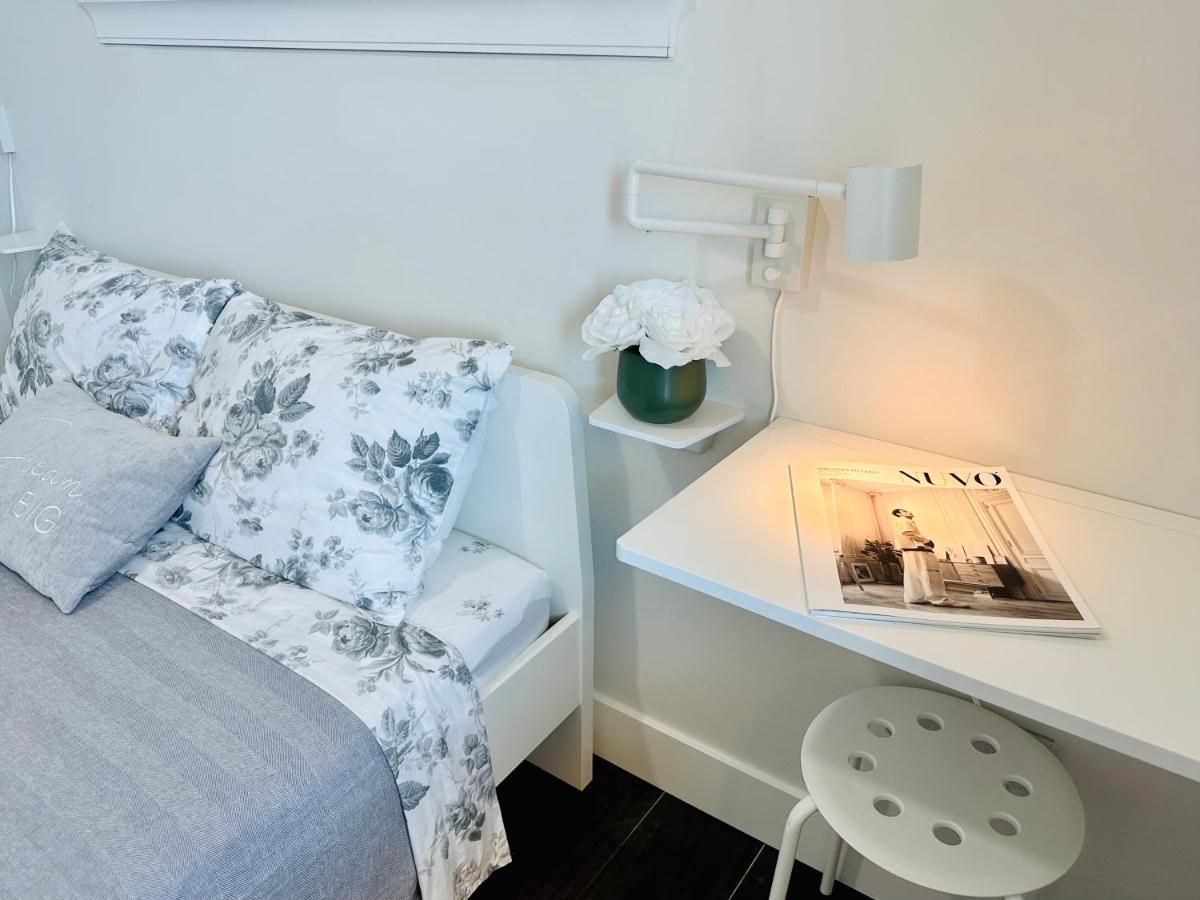 2Br 1.5Ba Full Kitchen Private Guest House - Free Parking - Central Location Vancouver Dış mekan fotoğraf