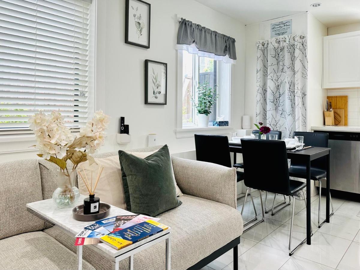 2Br 1.5Ba Full Kitchen Private Guest House - Free Parking - Central Location Vancouver Dış mekan fotoğraf